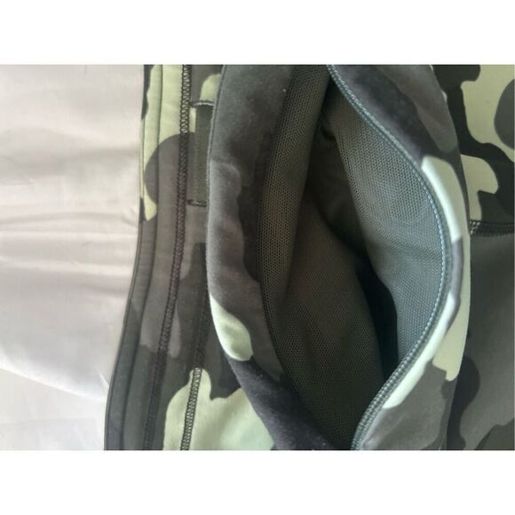 Swift Speed High-Rise Crop 21" ColourHeritage 365 Camo Crispin Green Multi Size1 - Picture 6 of 7